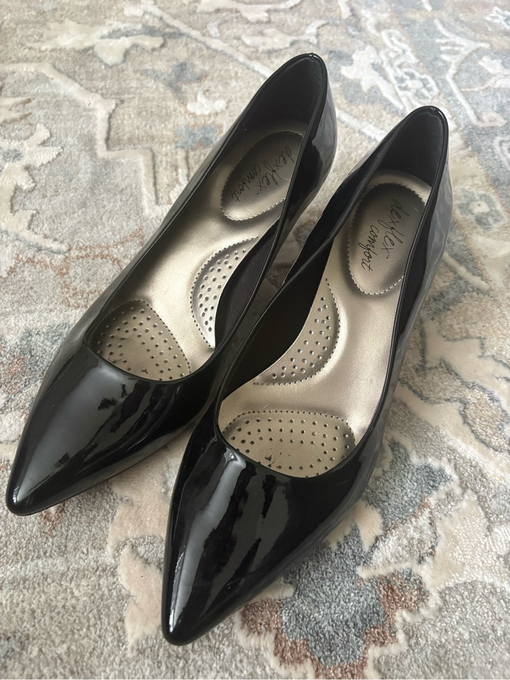 dexflex comfort Black Patent Pointed Toe Pumps with Cushioned Insole
